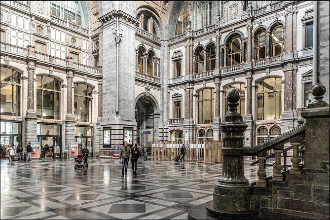 Antwerp Sightseeing Tour from Brussels - Diamond district and the Diamond Pavilion connection
