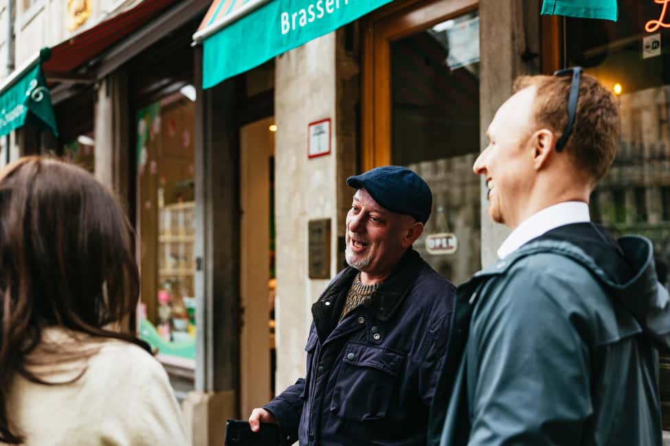 Brussels: Beer Tasting Tour with 7 Beers and Snacks - City stops that make the beer taste context-rich