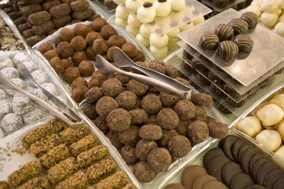 Brussels: Belgian Chocolate, Beer, and Fries Tasting Tour - Key highlights to look for