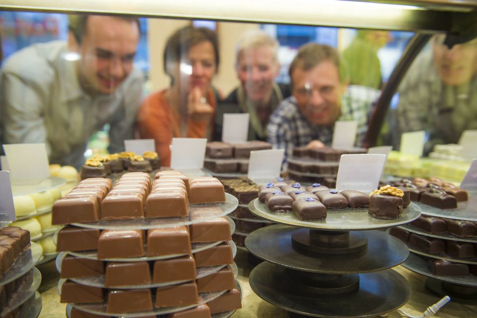 Brussels: Belgian Chocolate Tasting Tour - Why Belgian Chocolate Always Feels Like a Real City Story