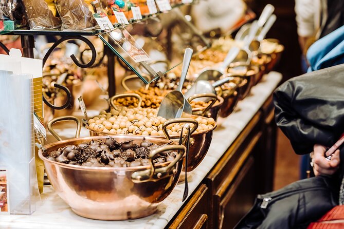 Brussels Chocolate Tour Private & Personalized with a Local Guide - Start at Starbucks Grand Place: Central, easy to find