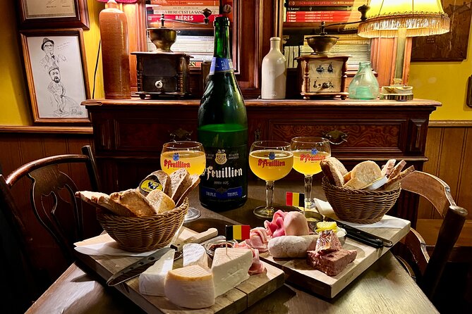 Brussels Food Tour: 10 Tastings of Waffles, Beers, Fries & More - Stop 4: Royal Gallery of Saint-Hubert and the chocolate-pastry moment