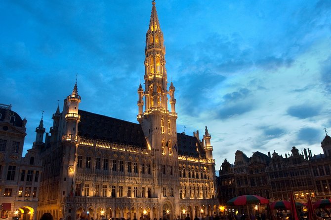 Brussels Highlights Self guided scavenger hunt and Walking Tour - Jeanneke Pis and finishing at Parlamentarium