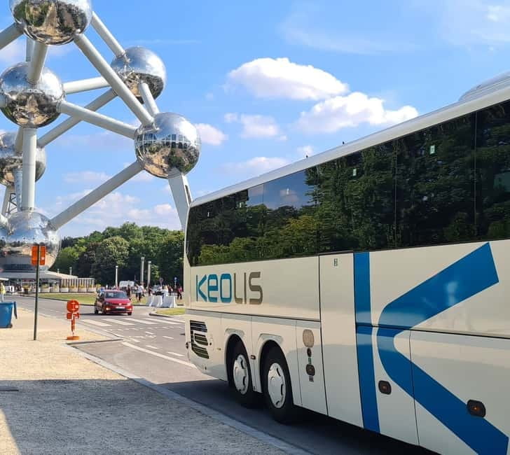 Brussels Highlights: Walking & Bus Tour with Waffle Tasting - Saint-Hubert Royal Galleries: Where the Waffles and Snacks Happen