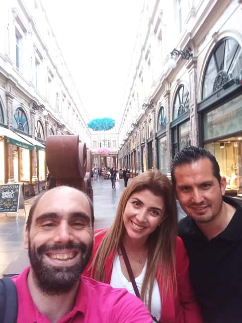 Brussels: Private Tour with a Local - Meeting in your neighborhood: why this tour starts smarter