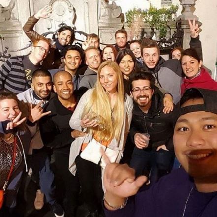Brussels: Pub Crawl and Nightlife Party Experience - Drinks, budgeting, and your best ordering strategy