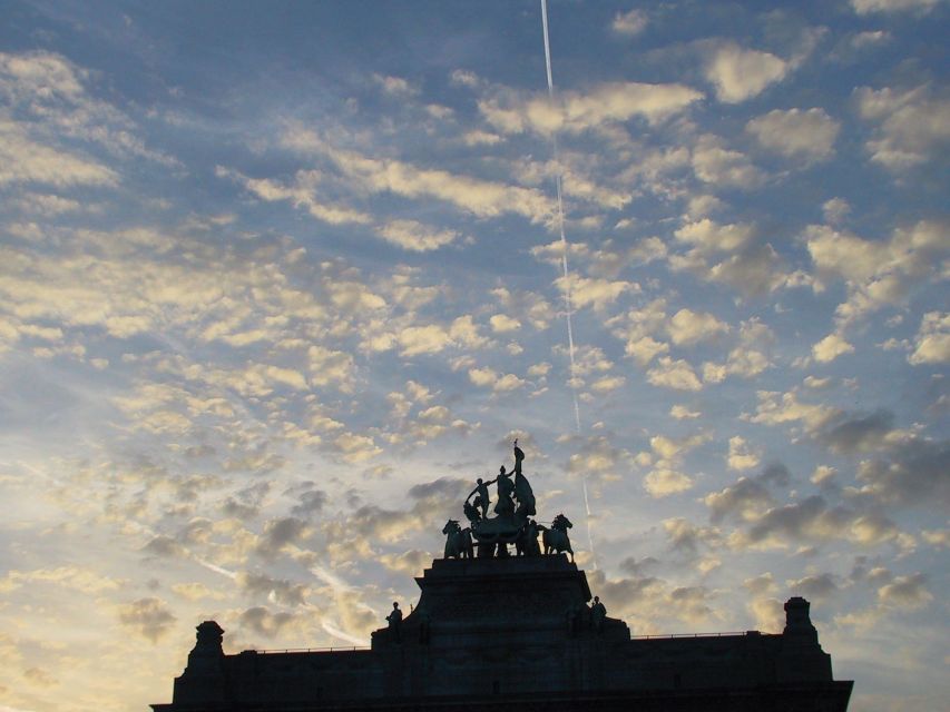 Brussels: Walking Tour from Central Station to Manneken Pis - Manneken Pis (55 cm): The Tiny Stop That Shows How Brussels Works