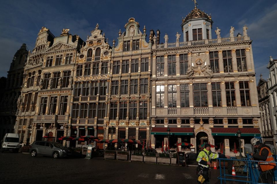 Brussels: Walking Tour from Central Station to Manneken Pis - Palace of Justice Overlooking the City: Brussels’ Serious Side