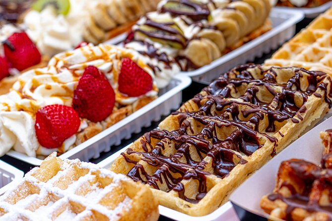 Brussels Walking Tour with Waffle Tasting: History and Delights - What you actually get from a guide (and what you don’t)