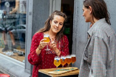 Drinks & Bites in Brussels Private Tour - Stop 1: Fontaine Anspach Sets the Tone