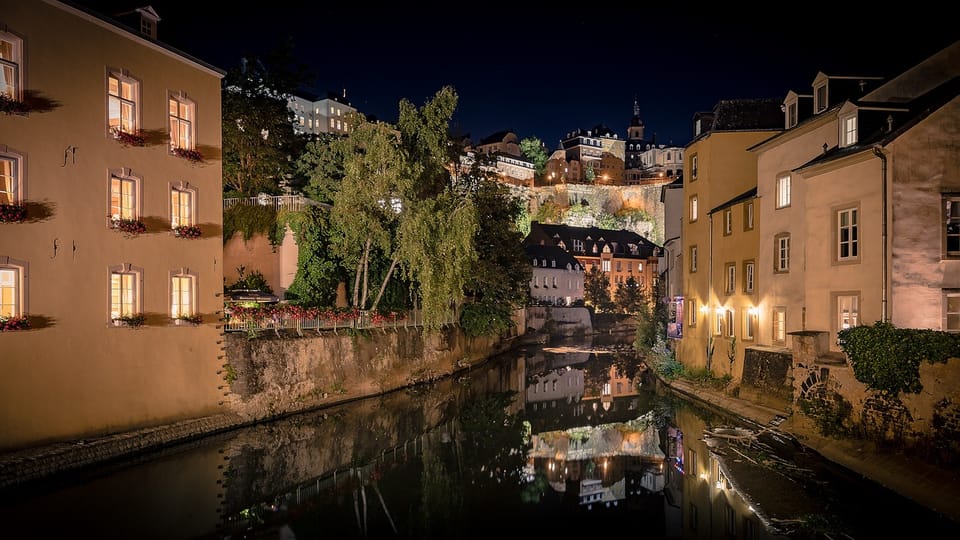 From Brussels: Guided Day Trip to Dinant and Luxembourg - Guides make it: what to look for in the way they teach