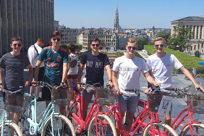 Lively Brussels Highlights Bike tour DUTCH - A 3.5-hour Brussels highlights ride that stays fun